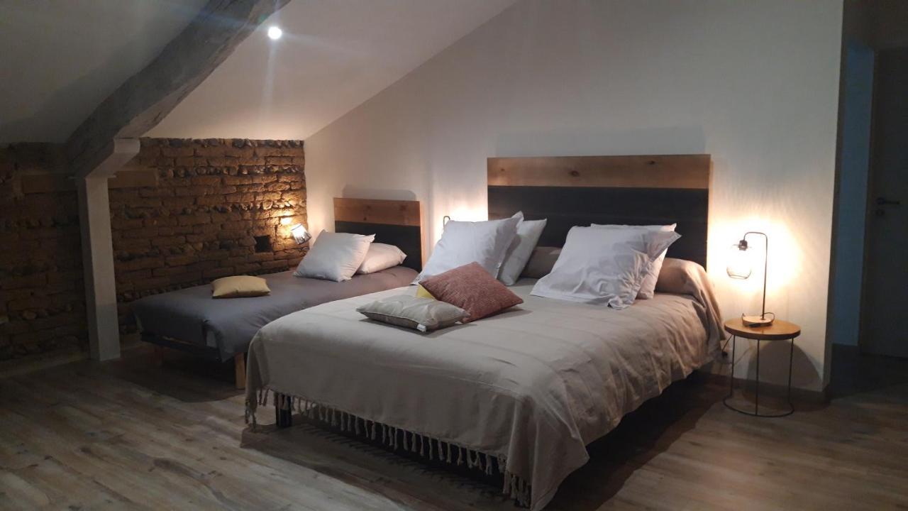 Les Chambres De Lili Saint-Loup  Luaran gambar