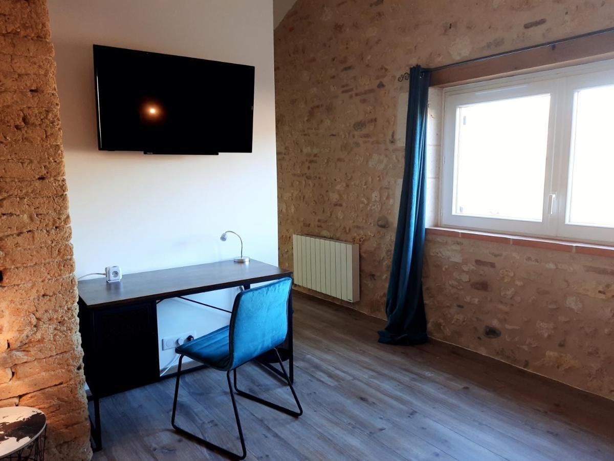 Les Chambres De Lili Saint-Loup  Luaran gambar