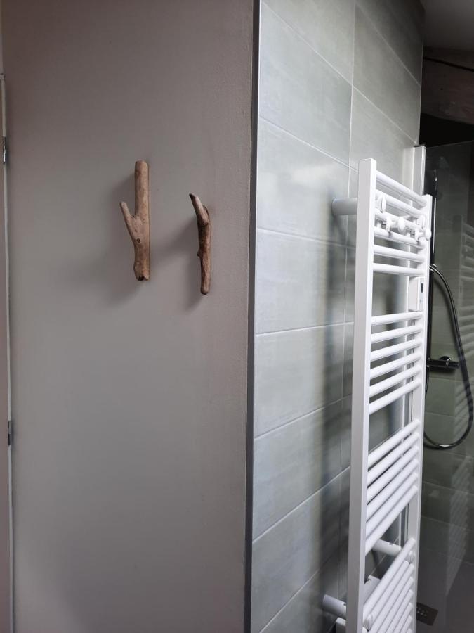 Les Chambres De Lili Saint-Loup  Luaran gambar